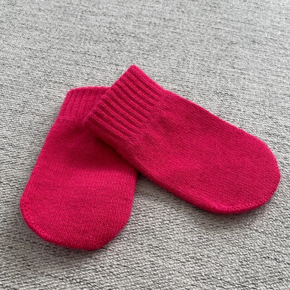 Nike Pink Infant Mittens